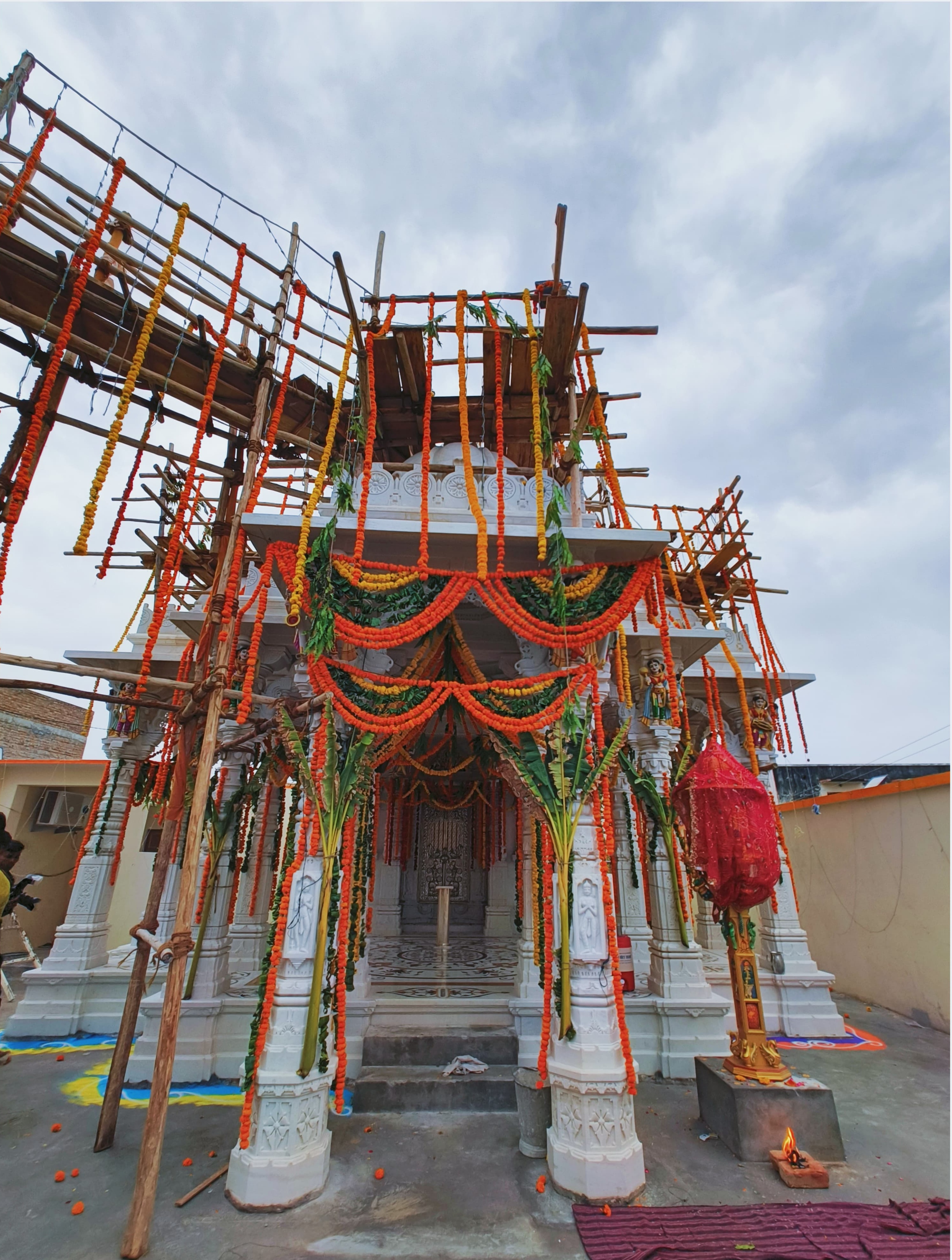 मंदिर का दृश्य